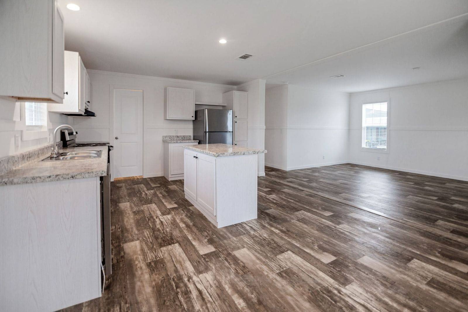1244 W Bohland Ave – photo 4
