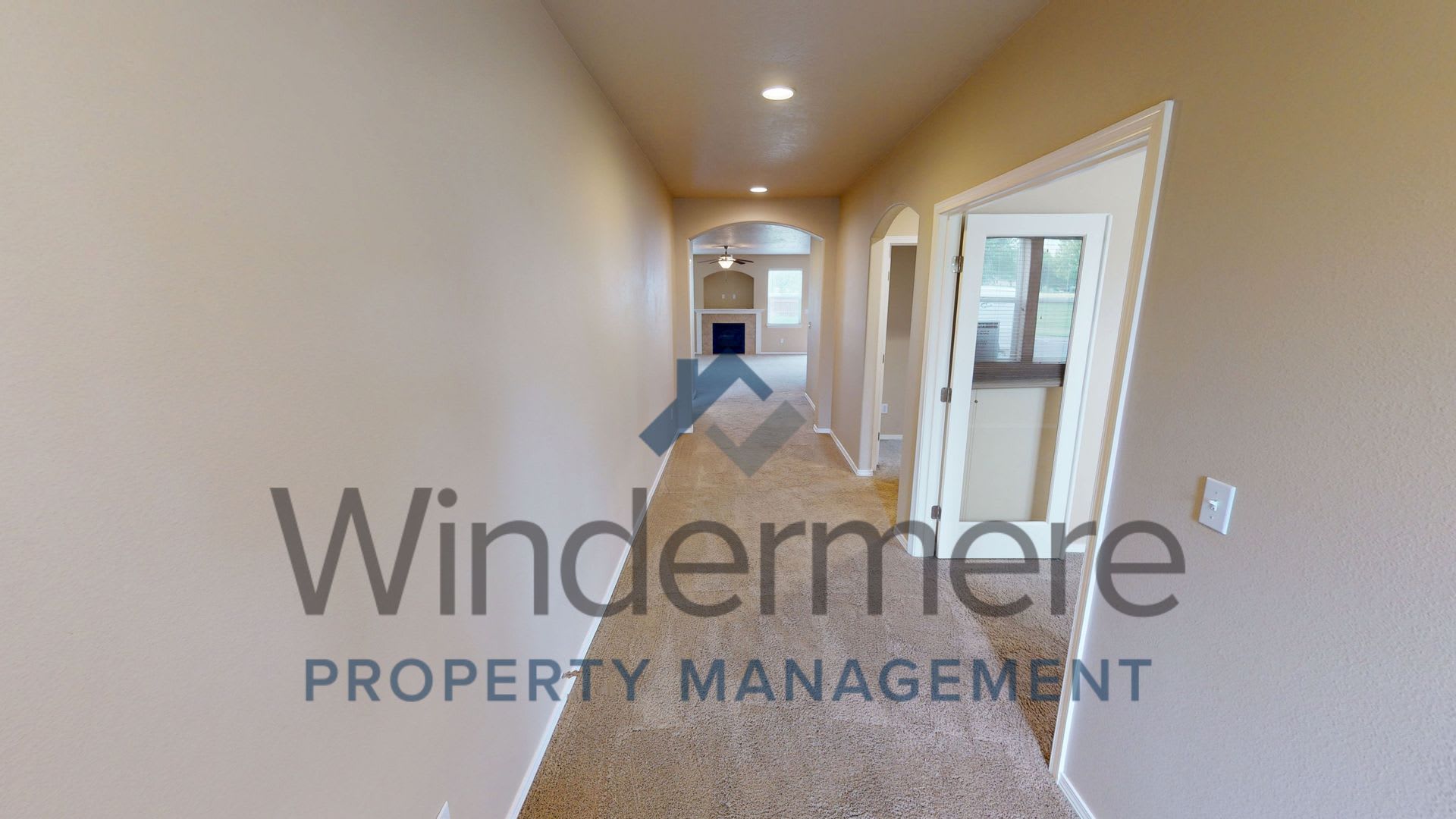 212 SW Doans Ave – photo 2