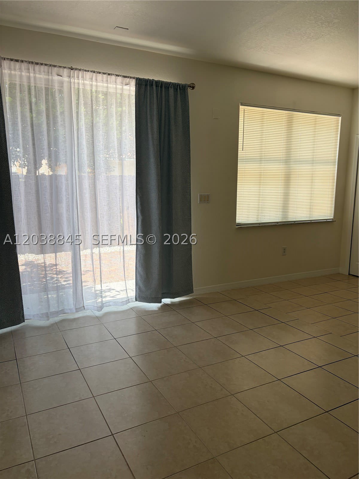 12393 SW 124th Ter – photo 5