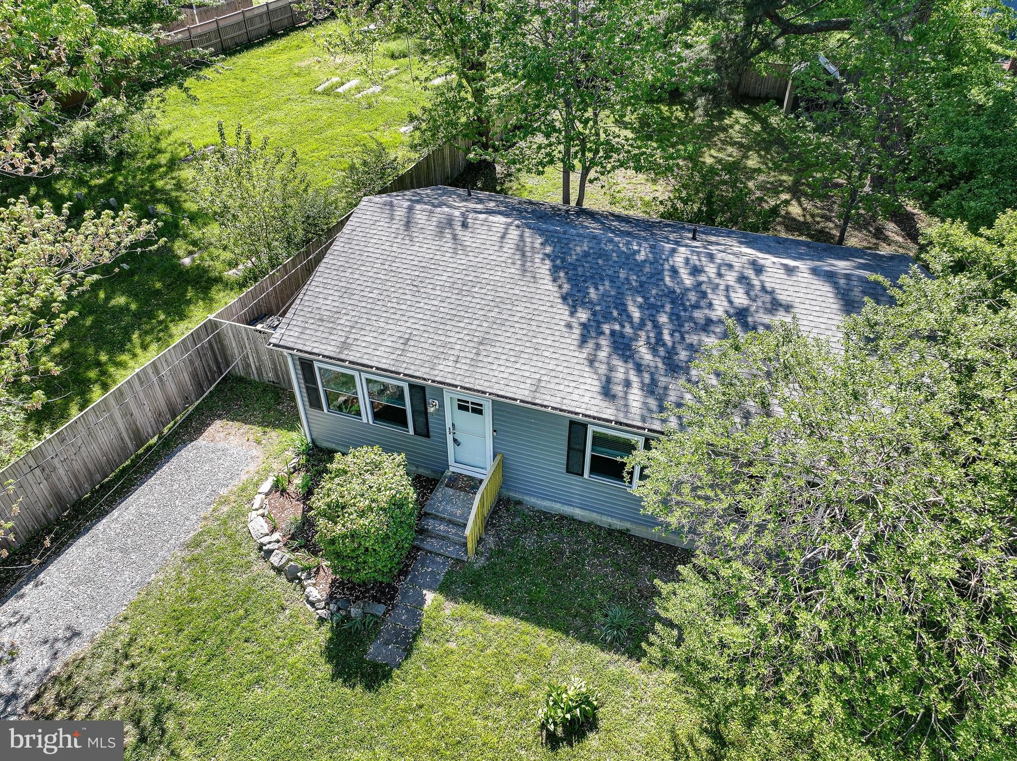 101 BROOKS Lane – photo 2