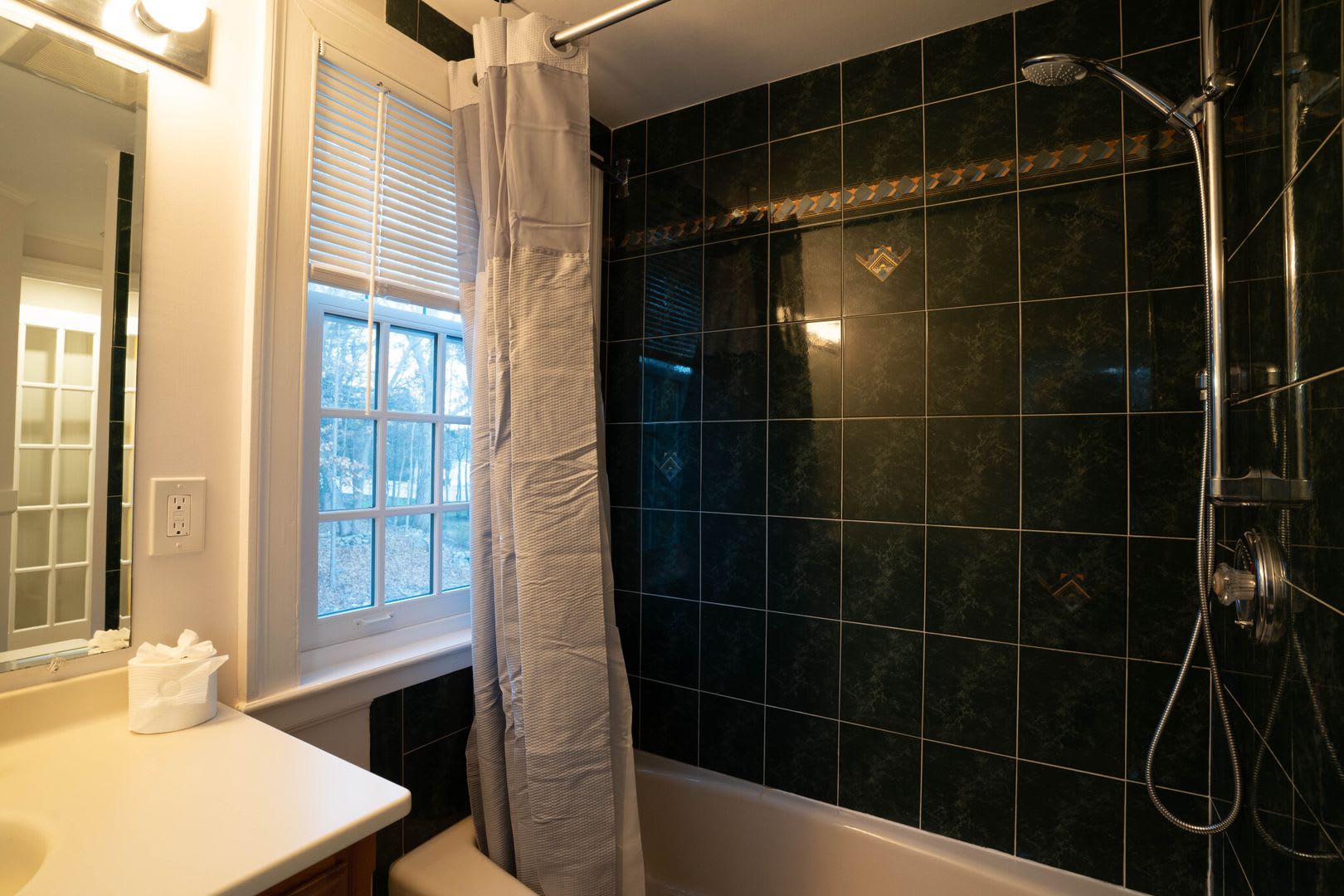 Charming Newton Home – photo 1