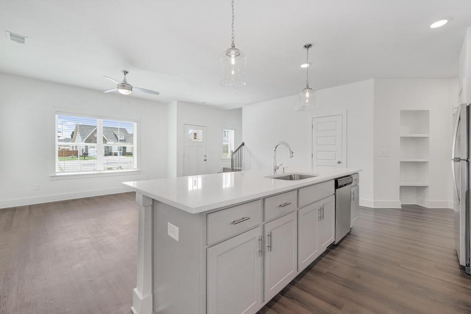 2 Bedroom with Bonus Office! – photo 5