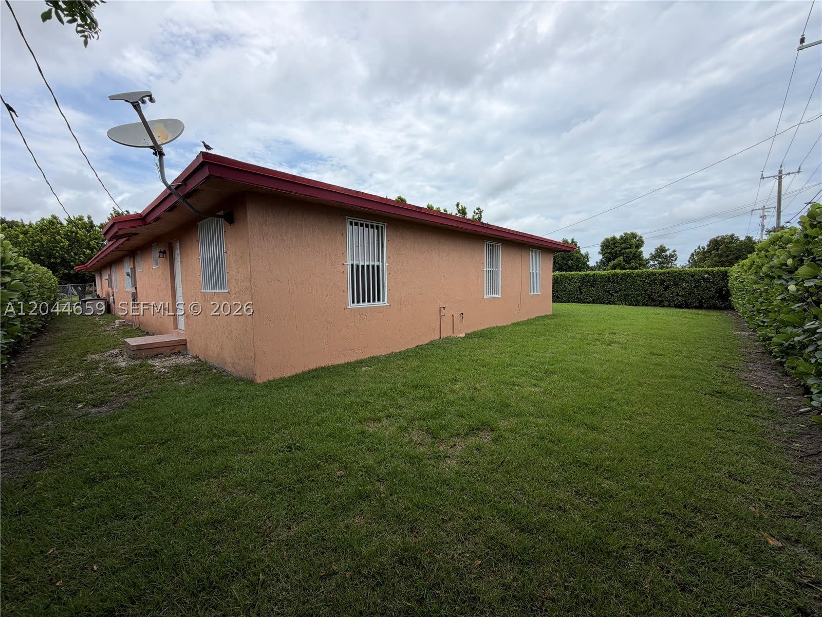 10530 SW 183rd St – photo 3