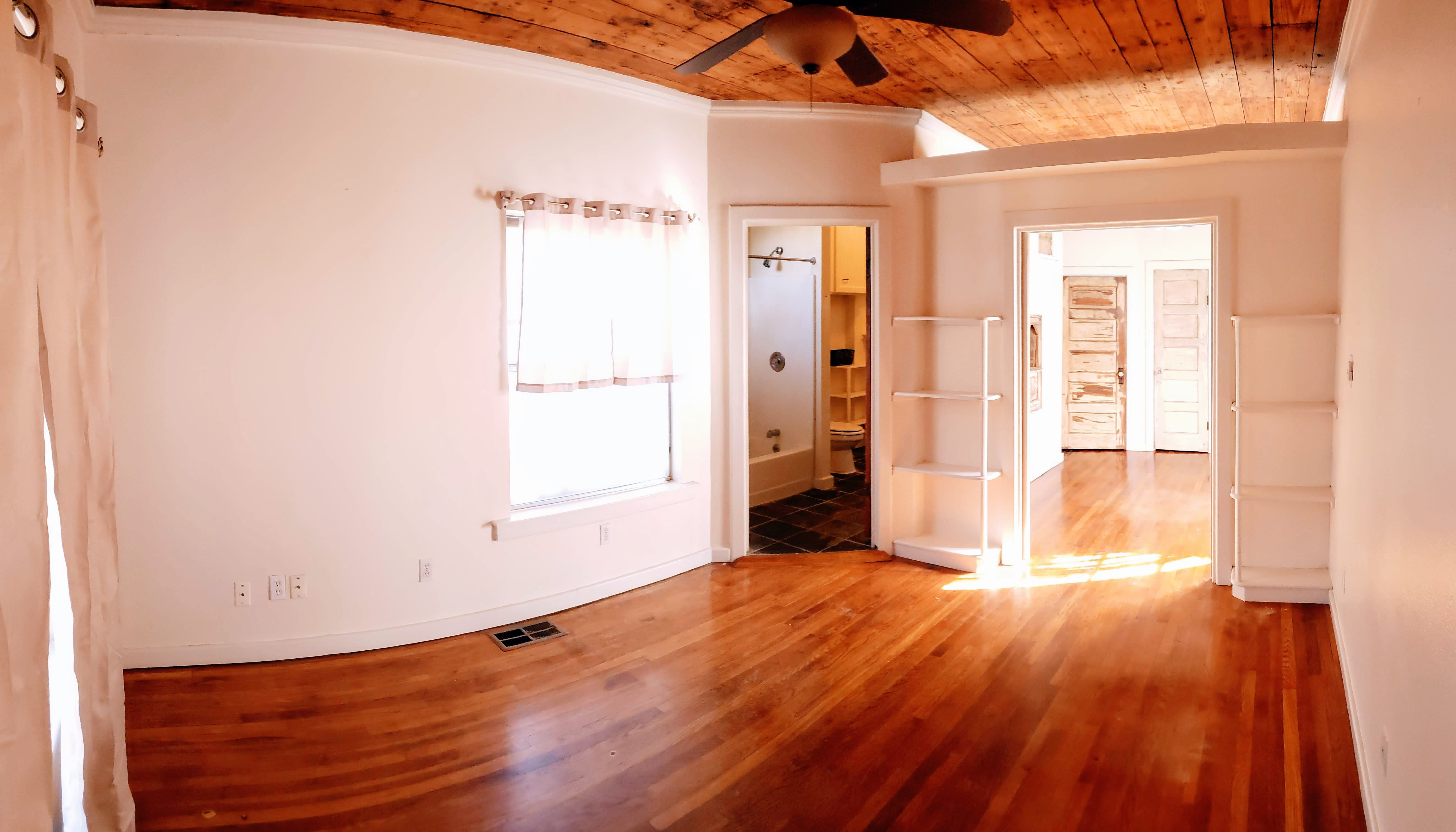 4405 Avenue H – photo 3