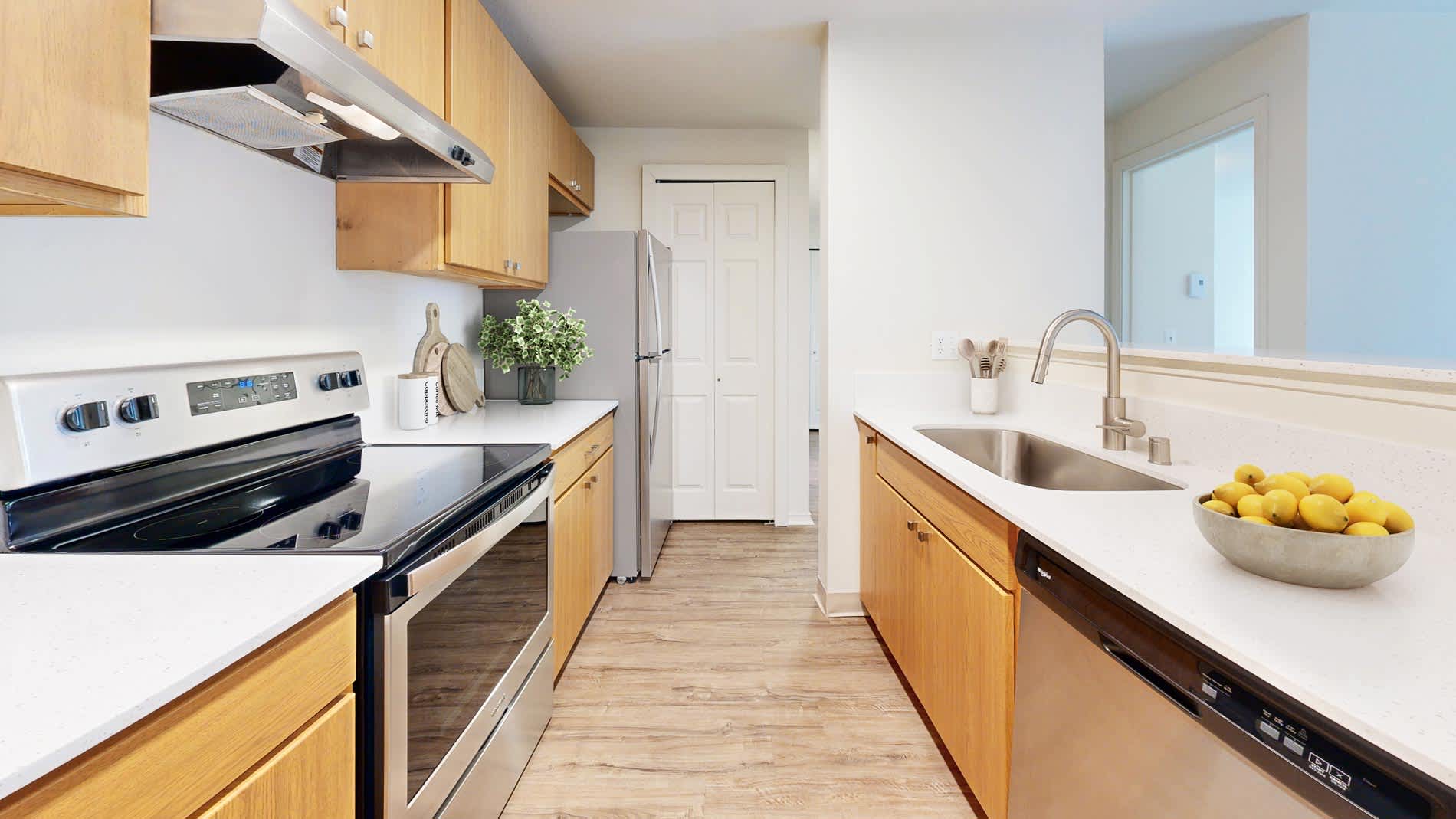 Crown Pointe – photo 1
