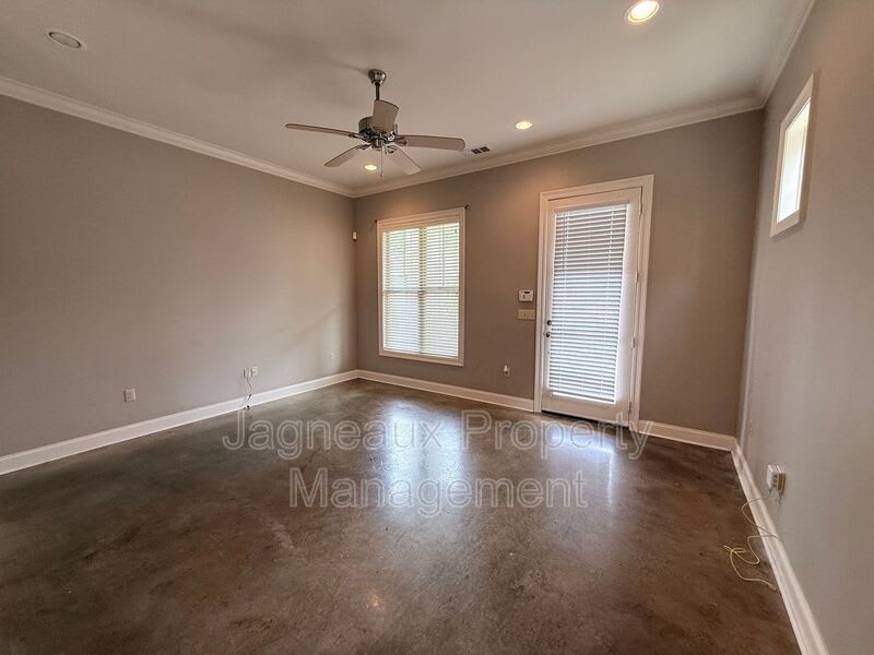 108 Shallowford Dr – photo 3