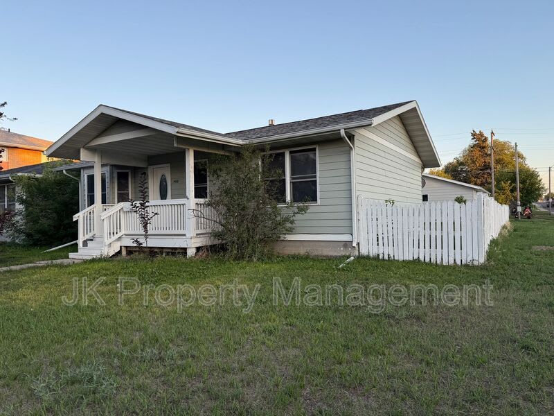 1400 6th Ave S – photo 2