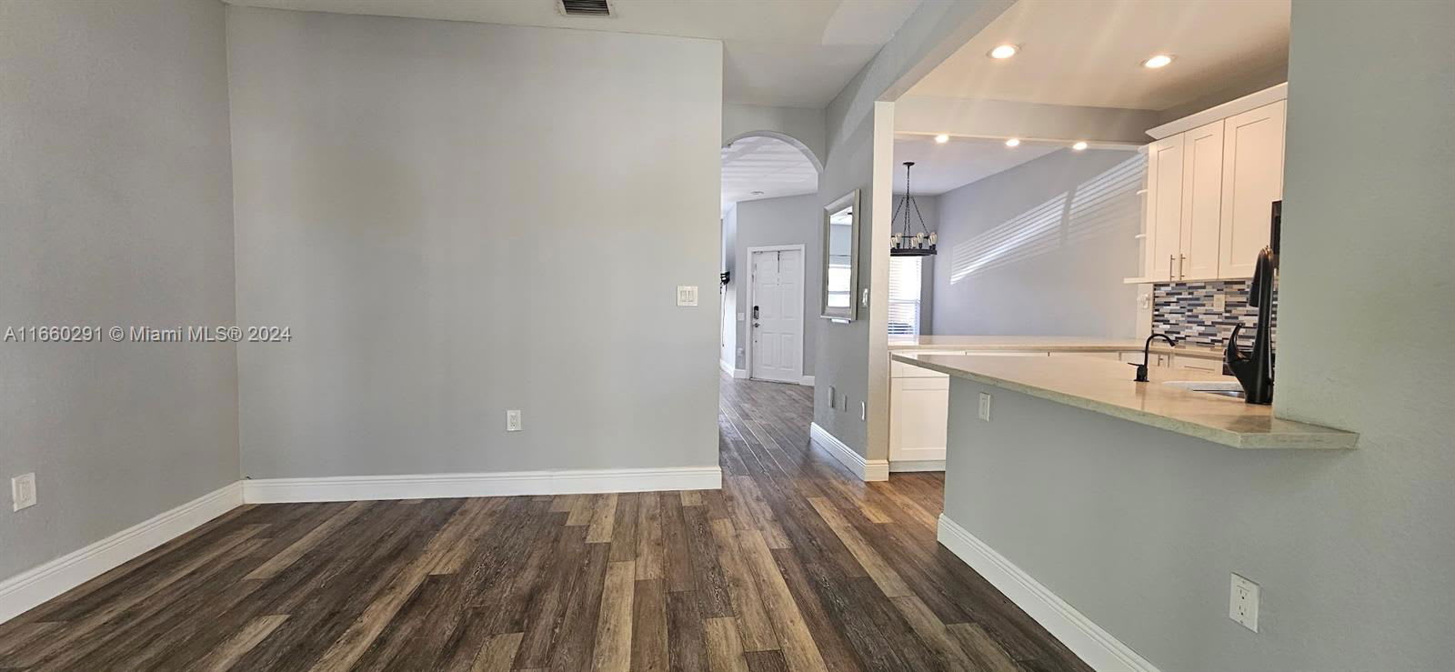 3311 Merrick Lane – photo 5