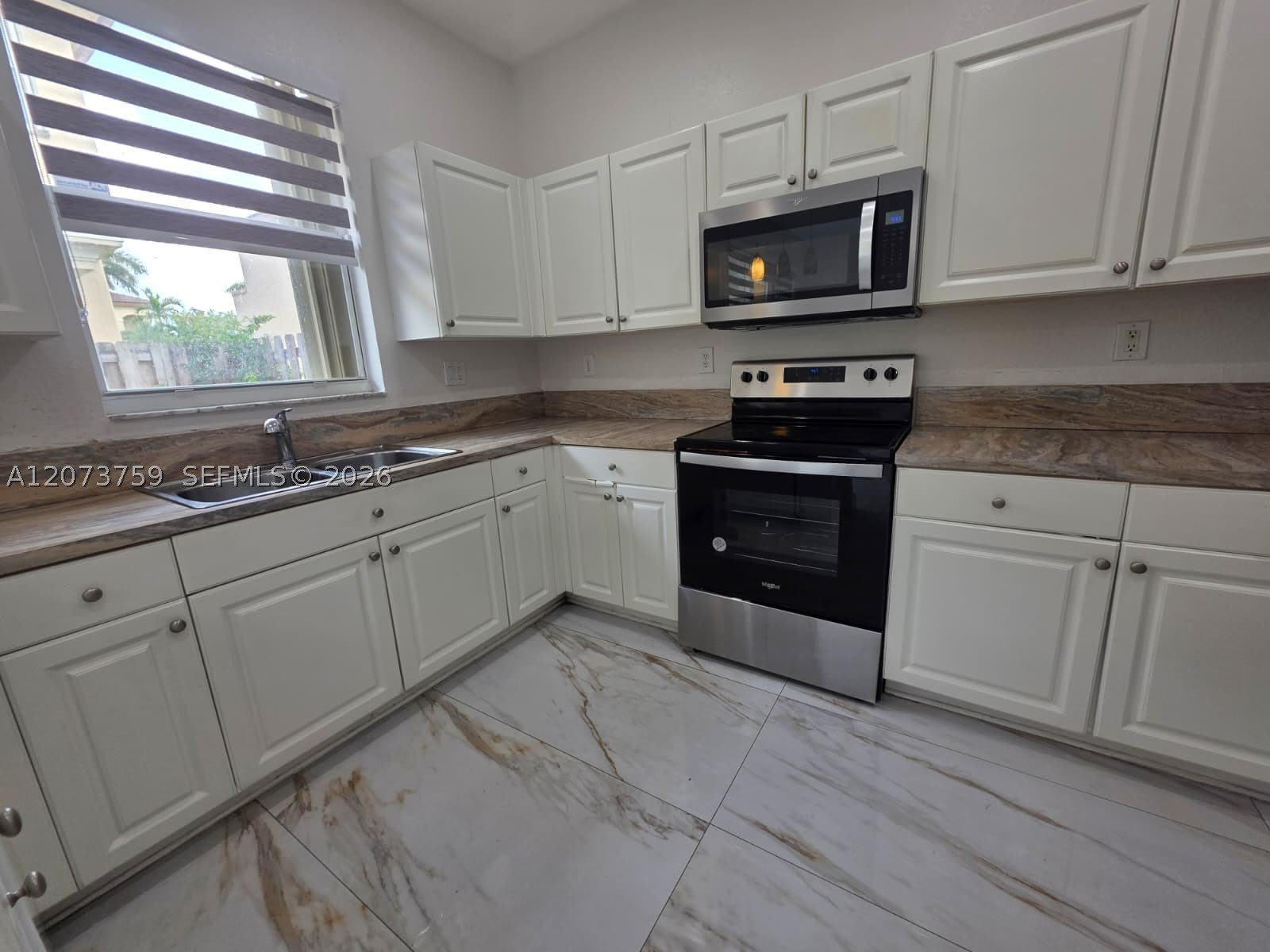 12822 SW 135th St – photo 5