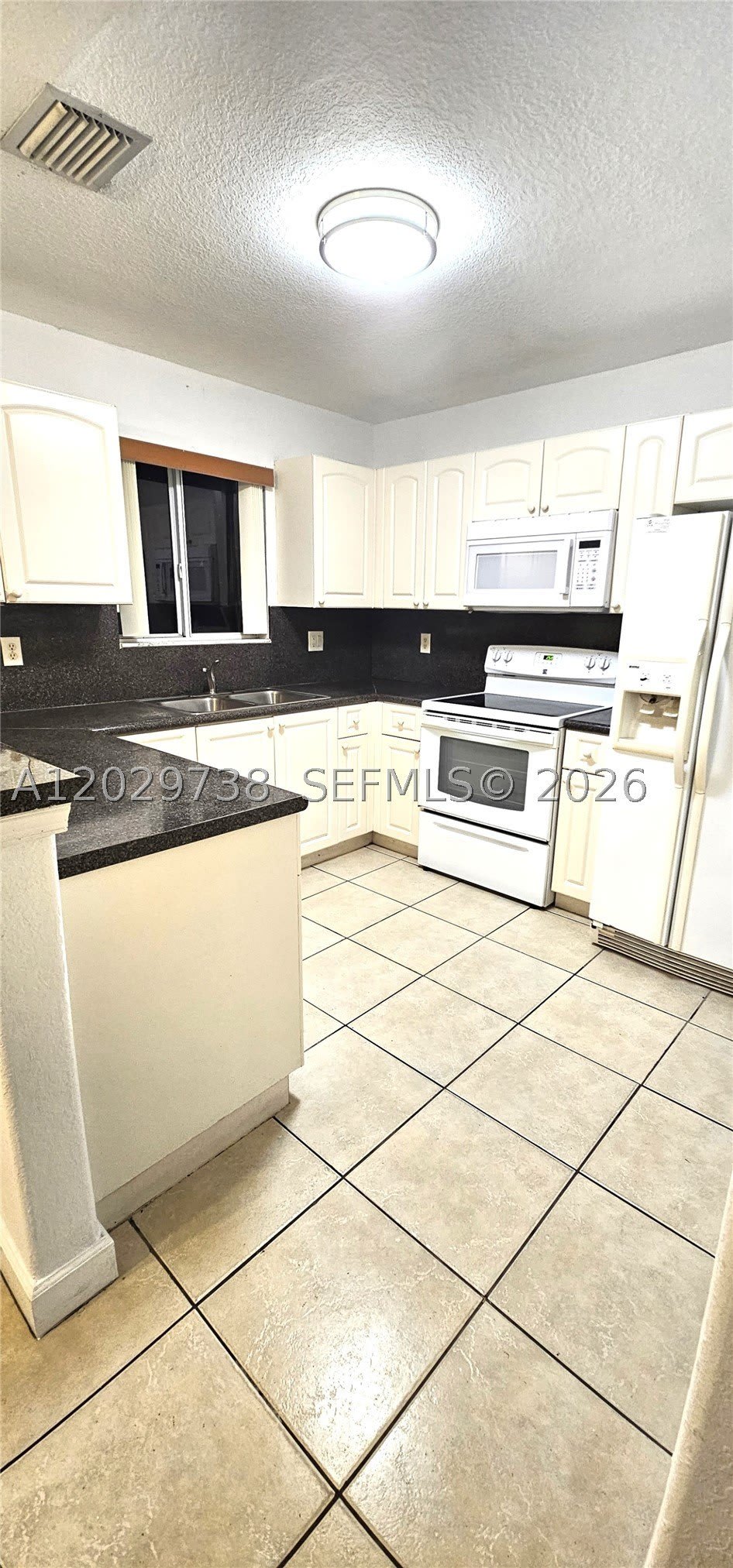 7309 NW 173rd Dr – photo 3
