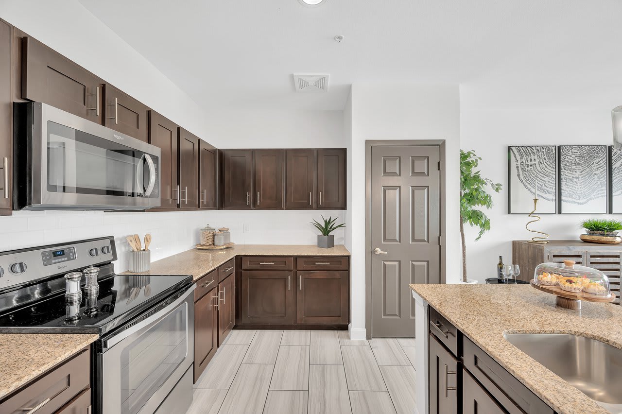 Townhomes at Lake Park – photo 2