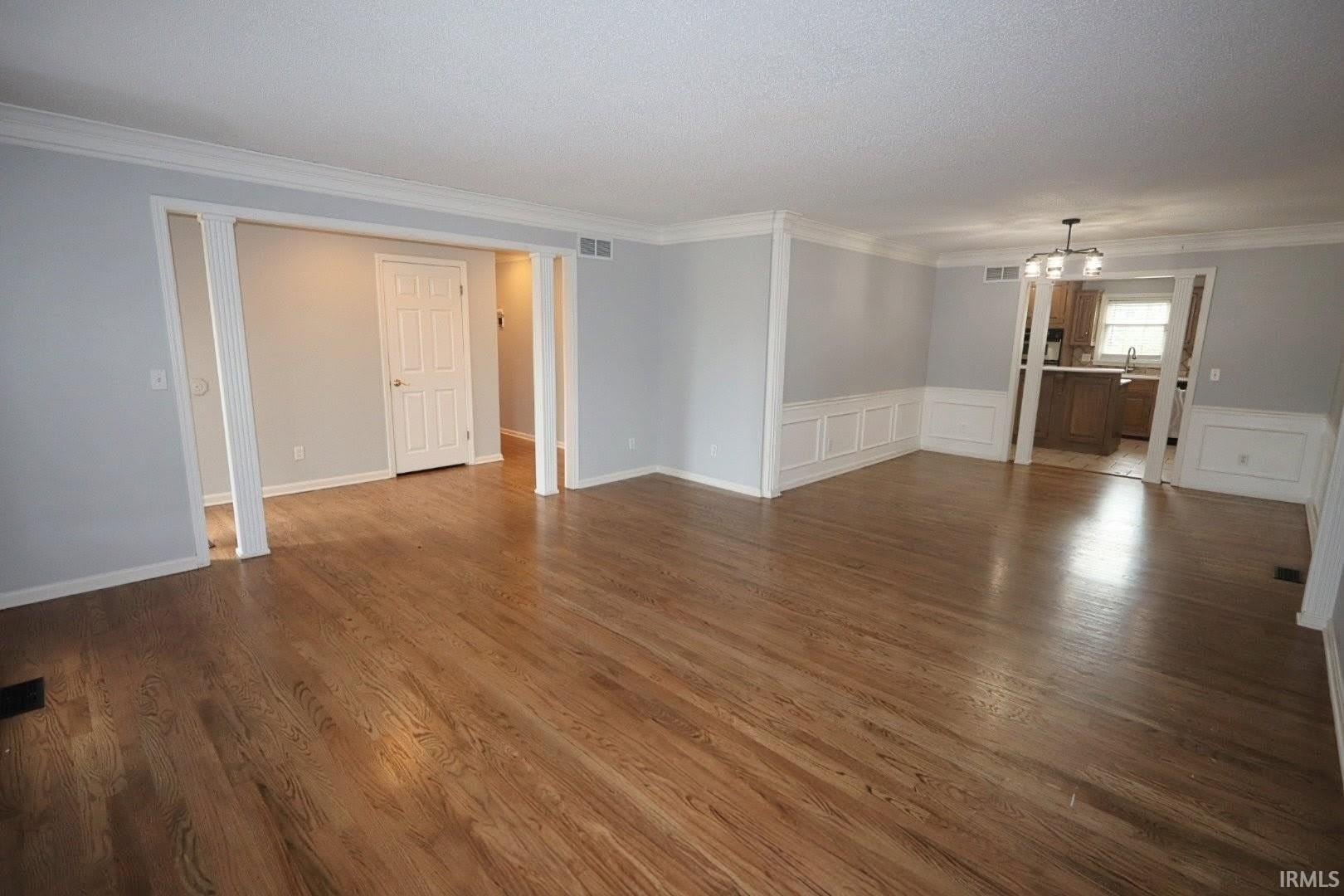 8231 Lake Terrace Drive – photo 5