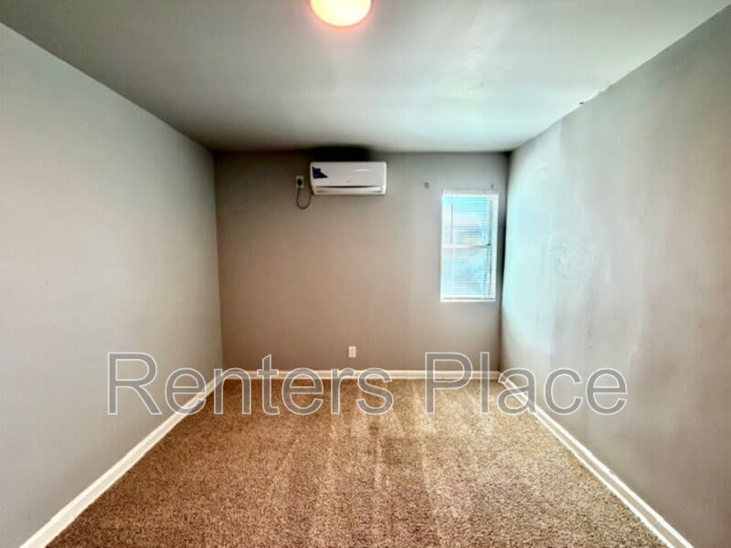 2915 East Easton Street – photo 4