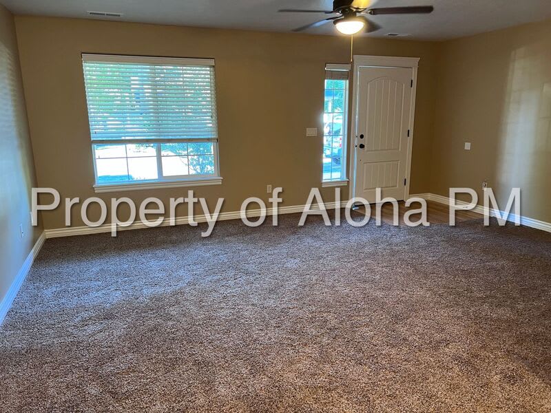 4542 Brennen St – photo 4