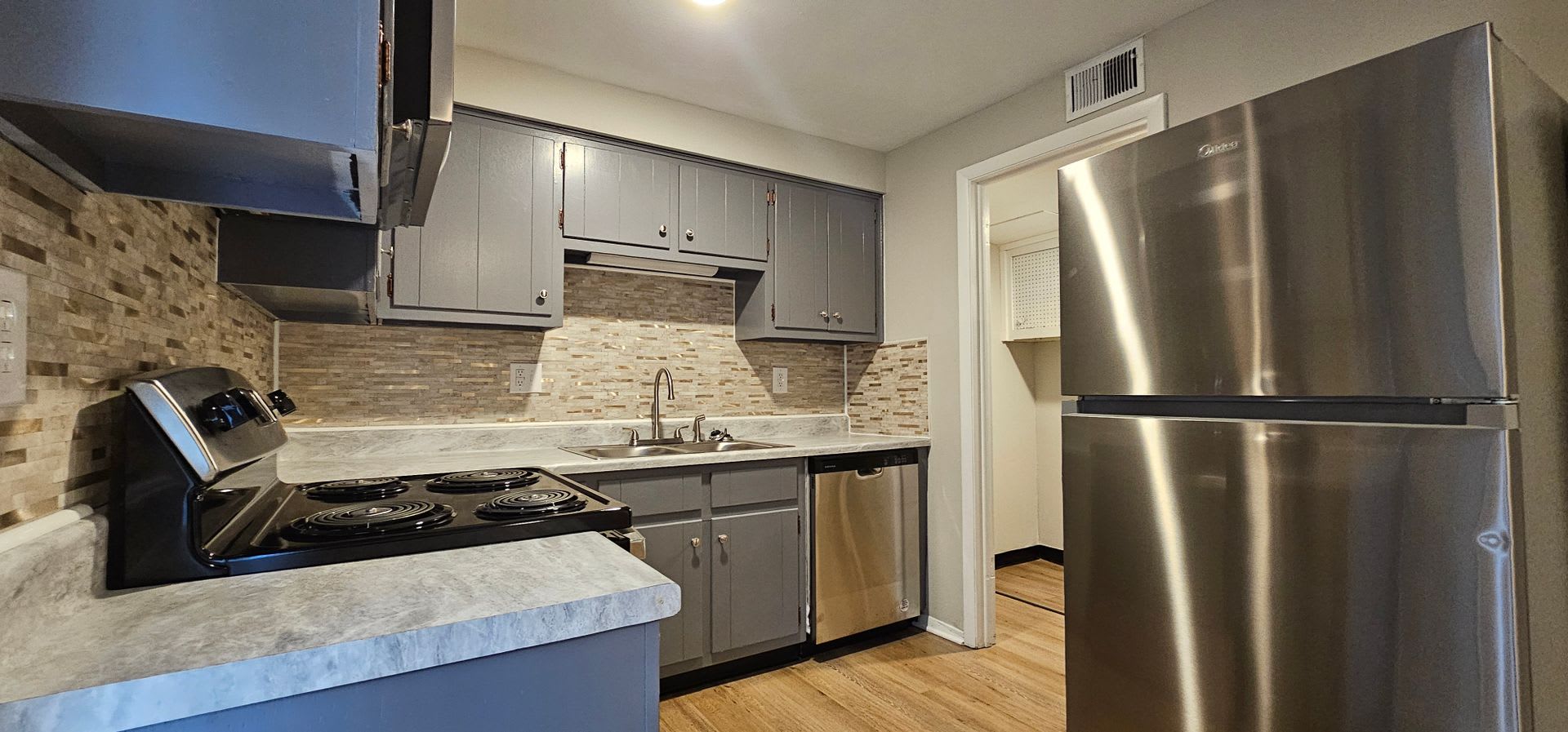 Flowerdale Townhomes – photo 1