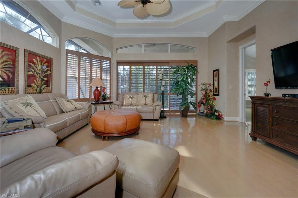5065 Kensington High St – photo 3