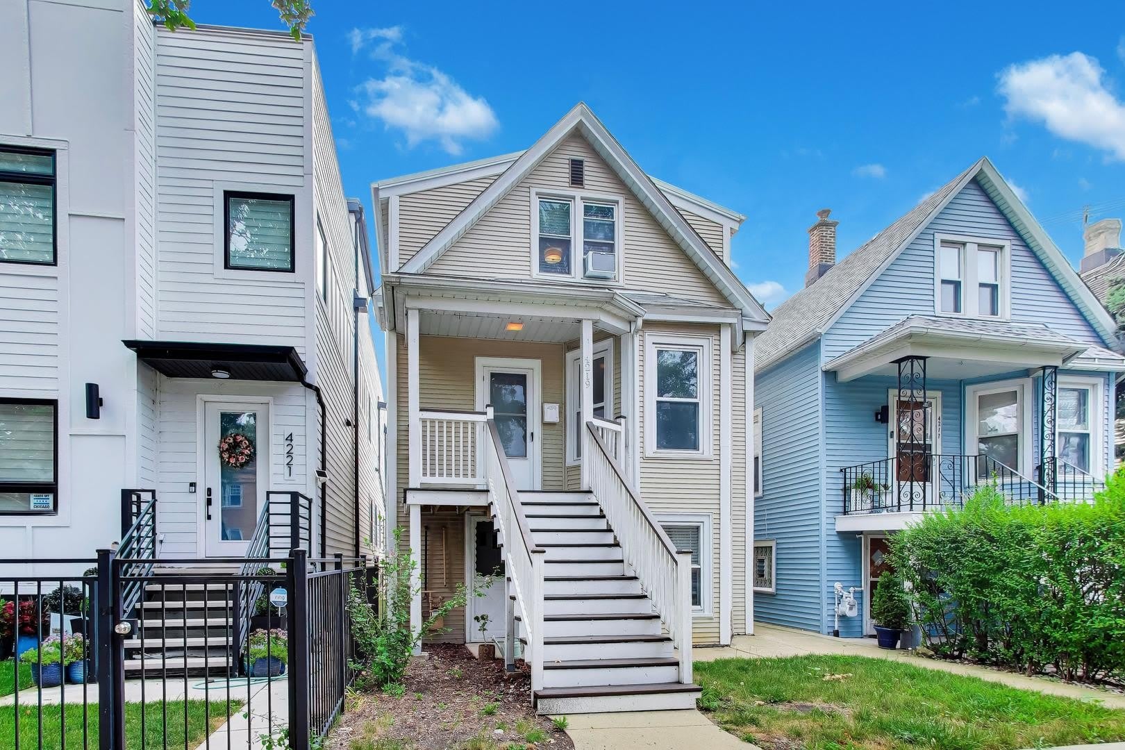4219 N Albany Avenue – photo 3