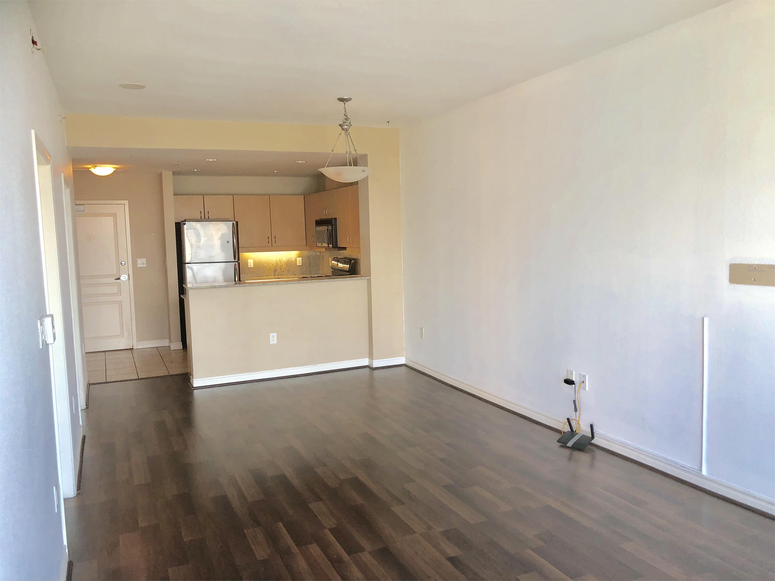 300 W Beech St 1506 – photo 4