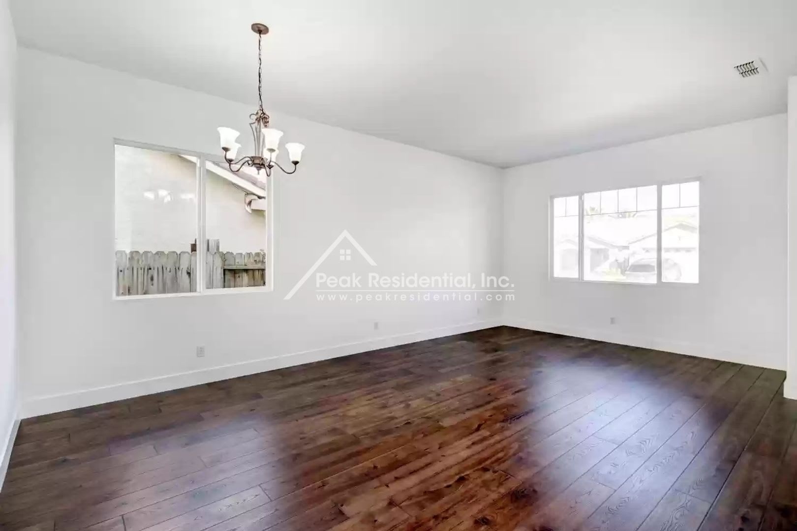 Wonderful 3bd/2ba Elk Grove Home with 2 Car Garage – photo 2