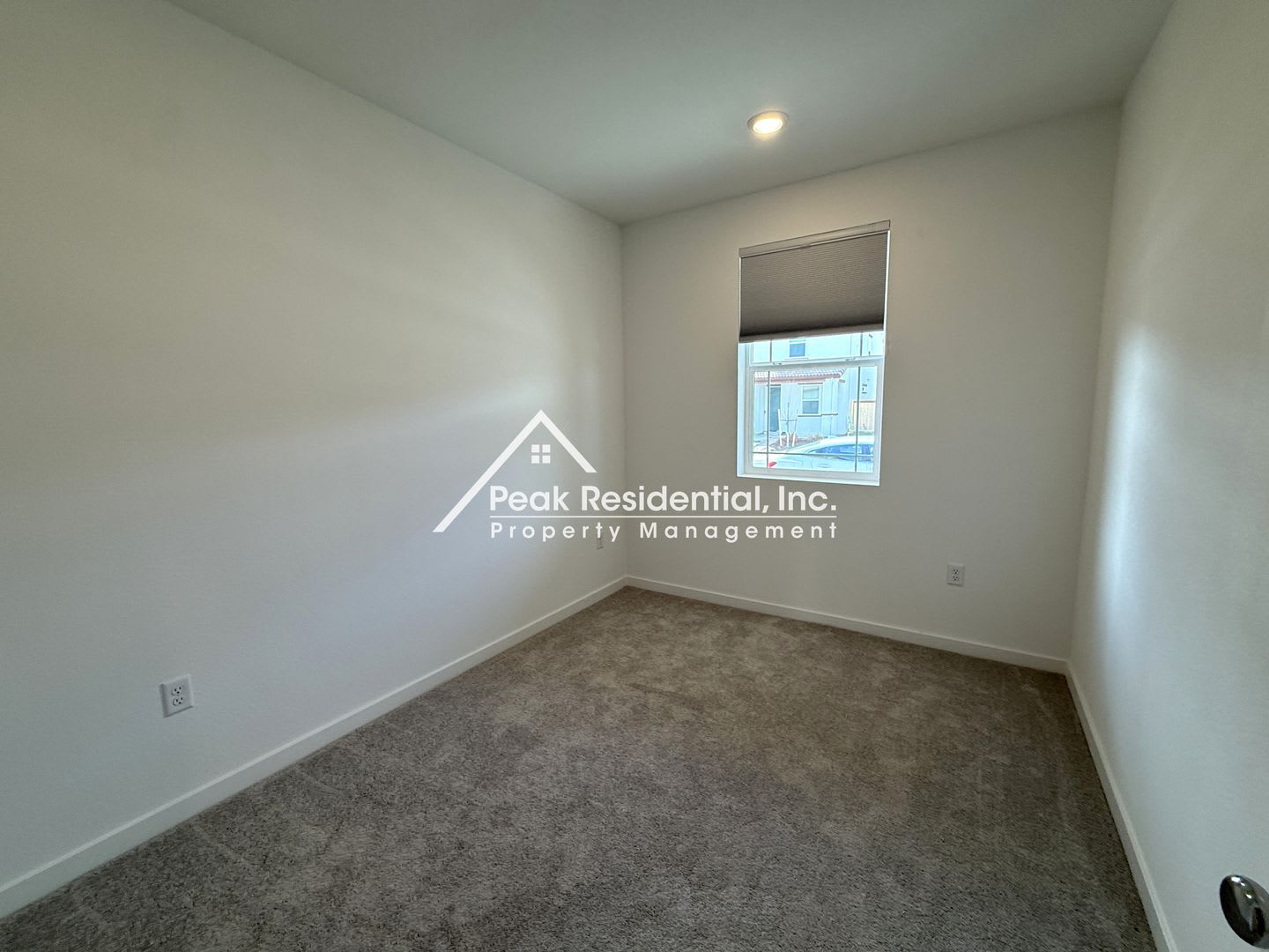 Newer Sacramento 4bd/3ba House! – photo 5