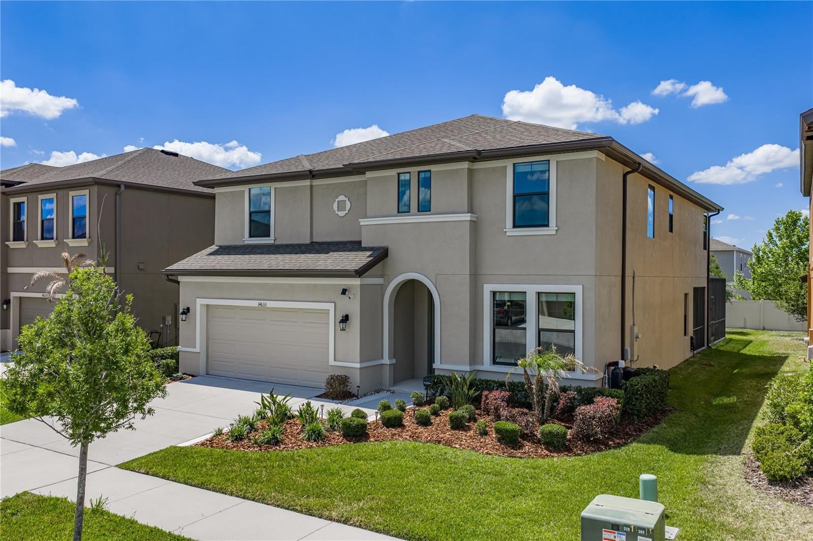 14633 RED CASTLE Avenue – photo 2