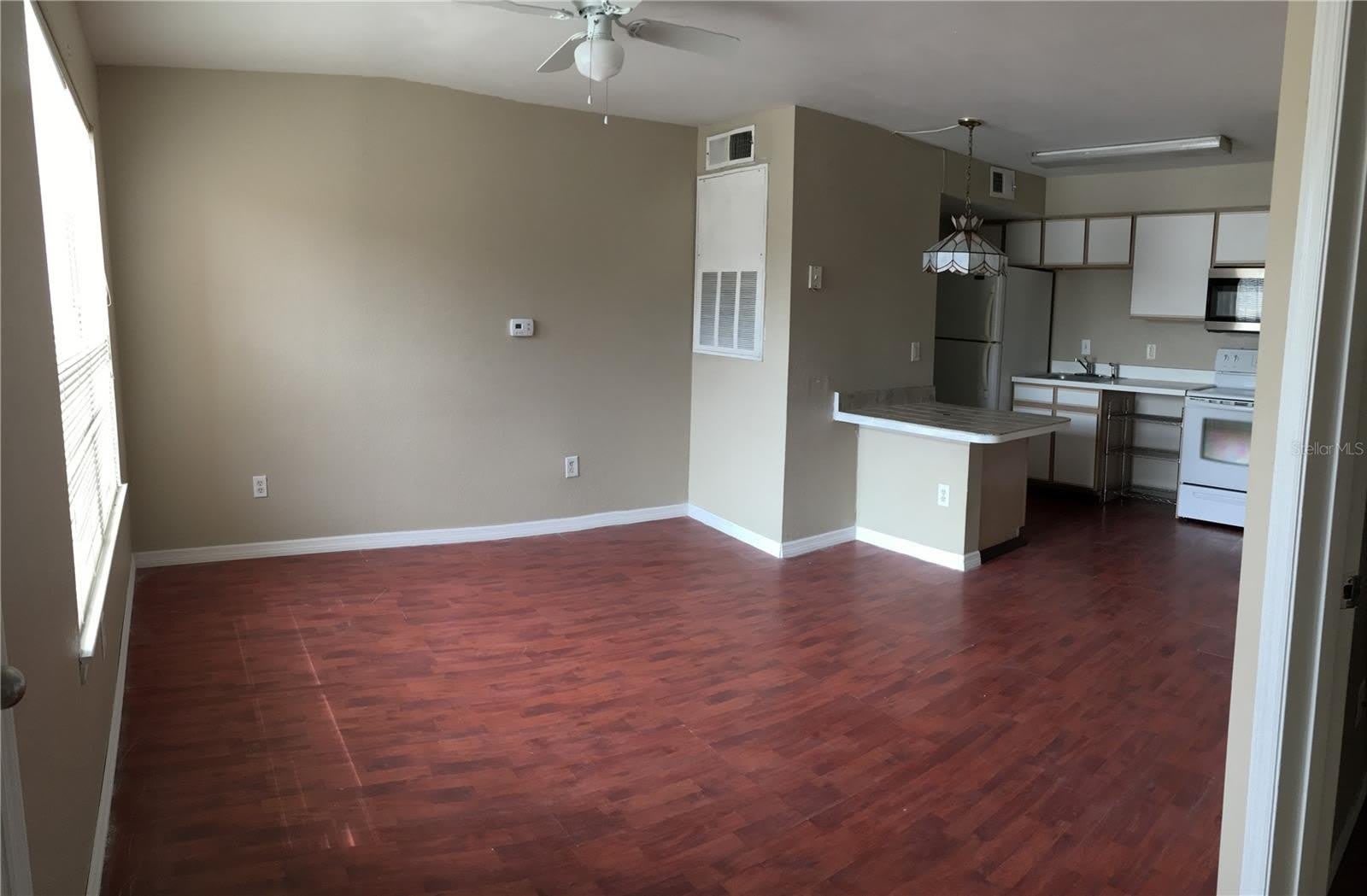 2200 KEY W Court – photo 2