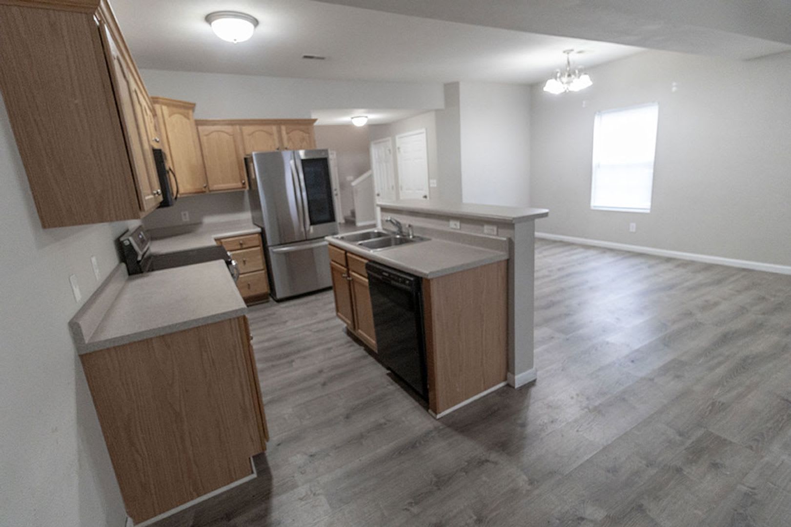 4 Bedroom Newtown Condo – photo 5