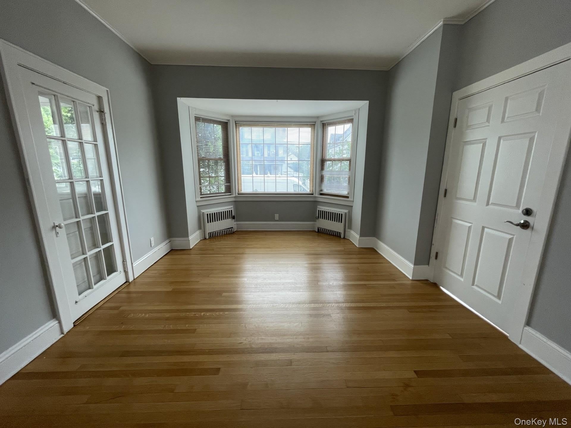 248 Denton Avenue – photo 5