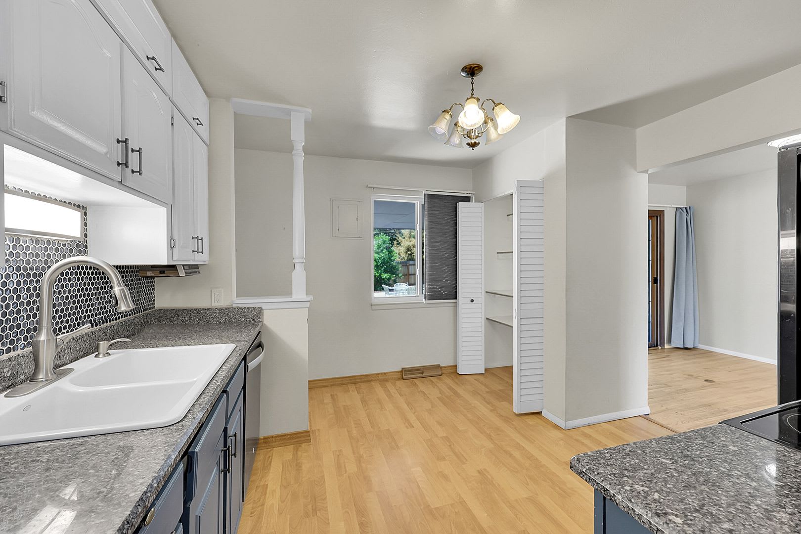 West Side Colorado Springs house, near parks! – photo 4