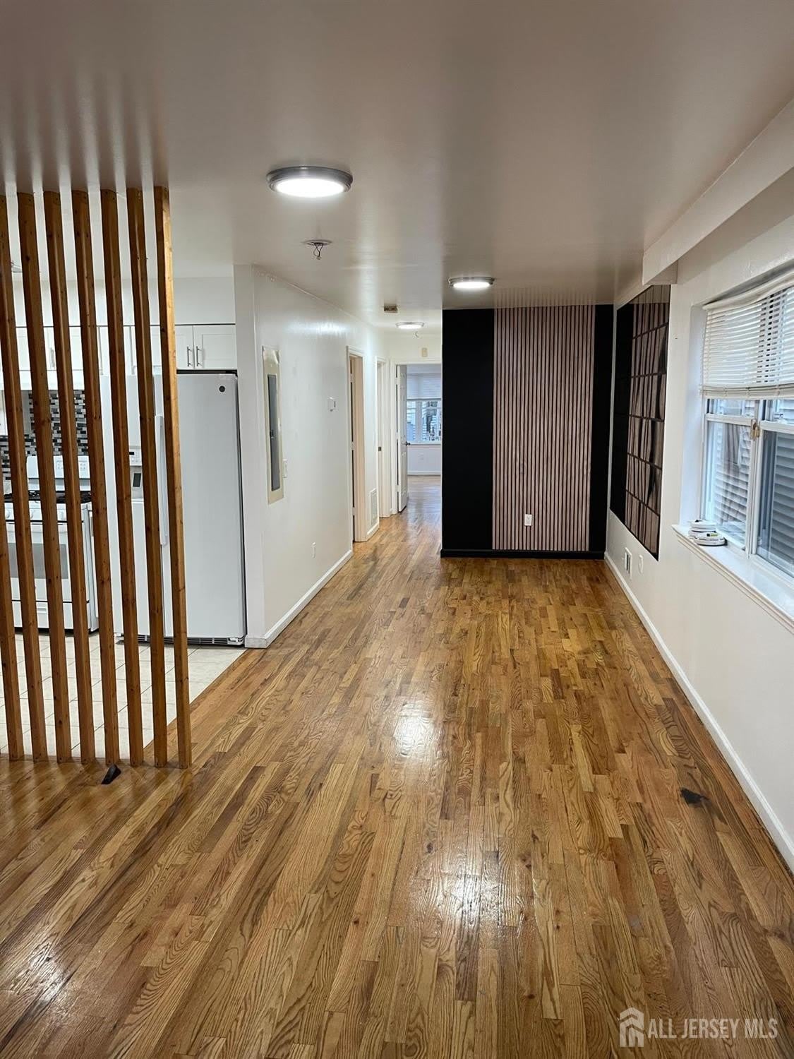 1089 Magnolia Avenue – photo 3