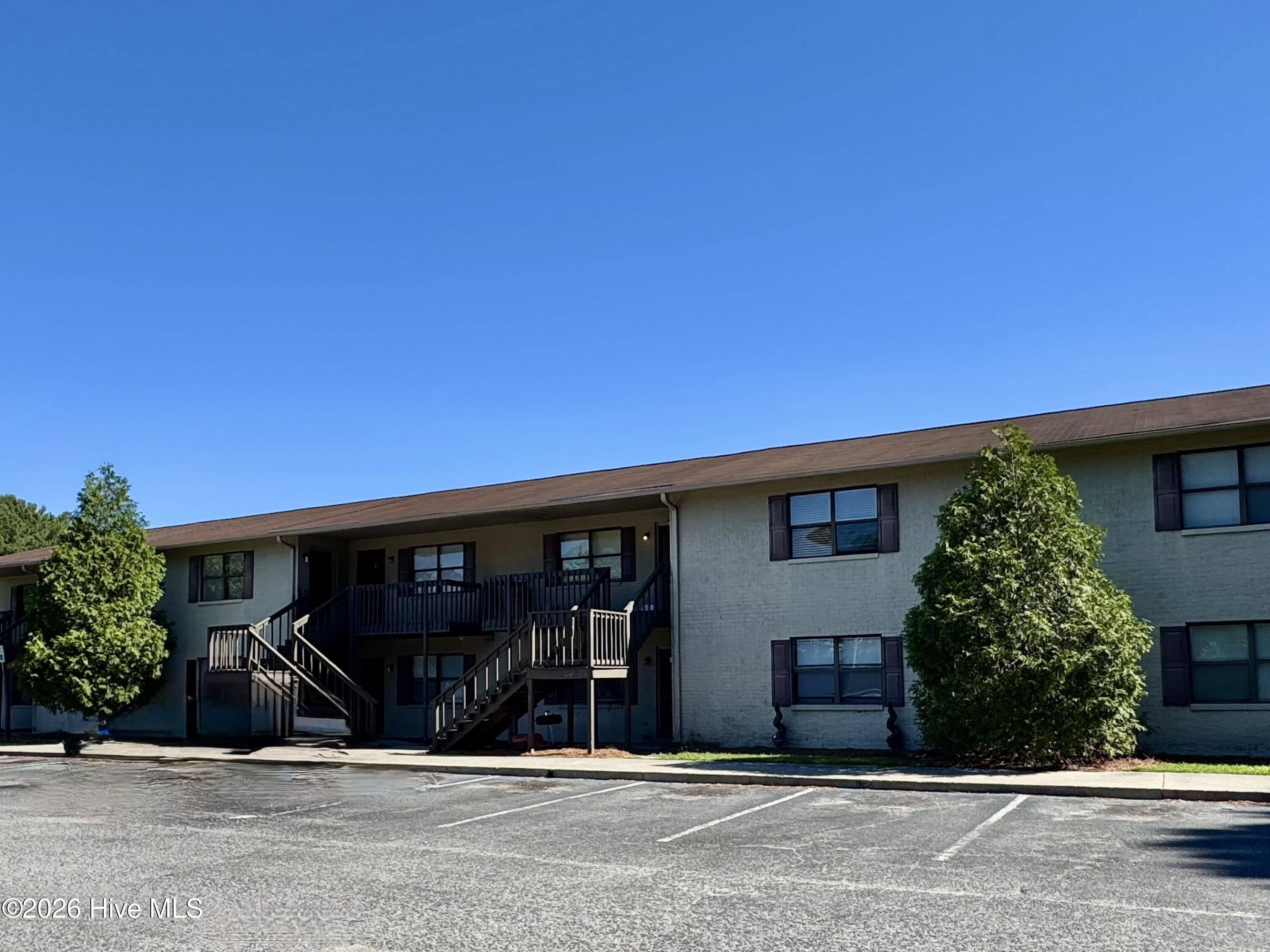 3211 Summer Place – photo 1