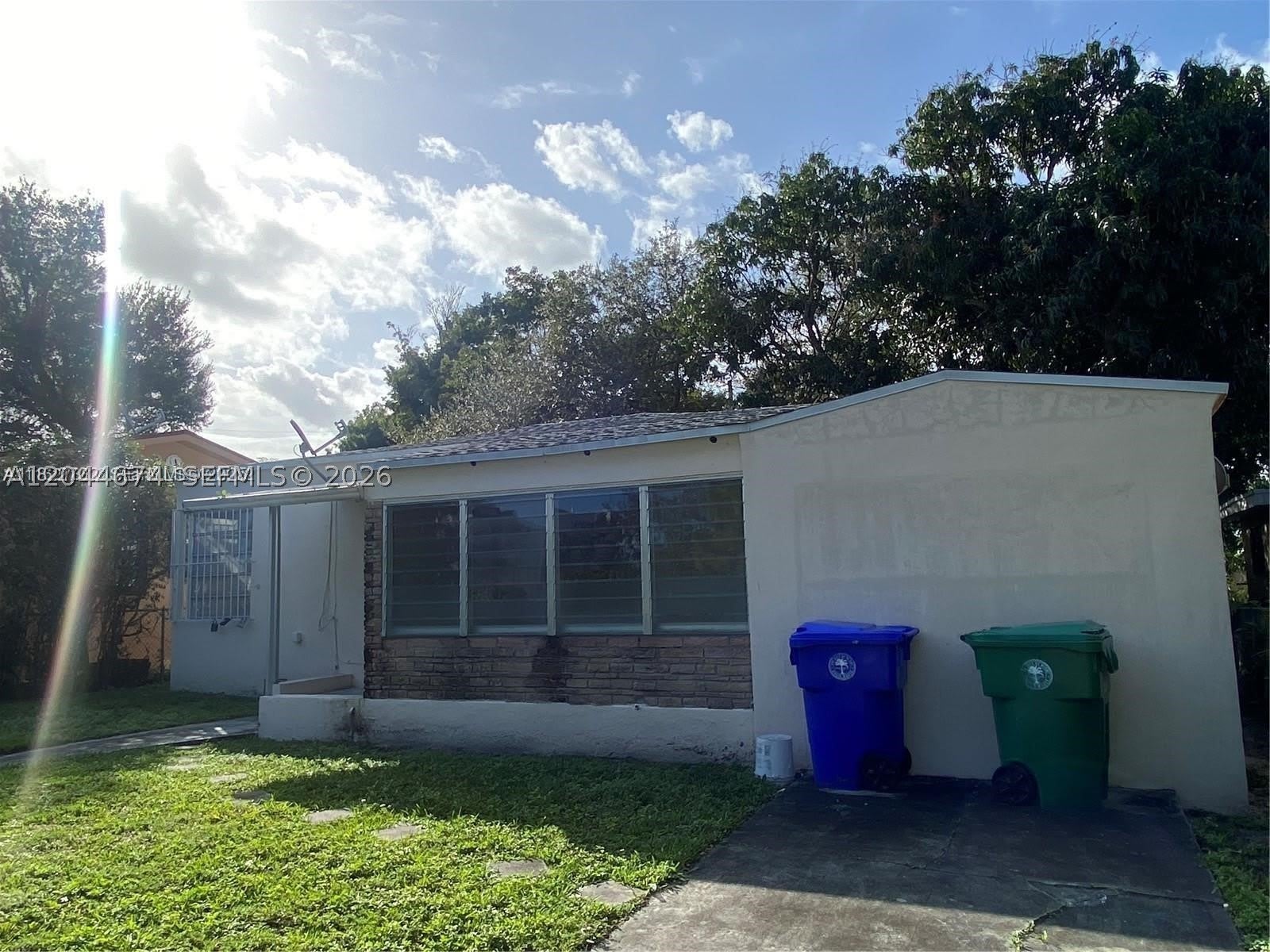 170 Nw 49Th St – photo 2
