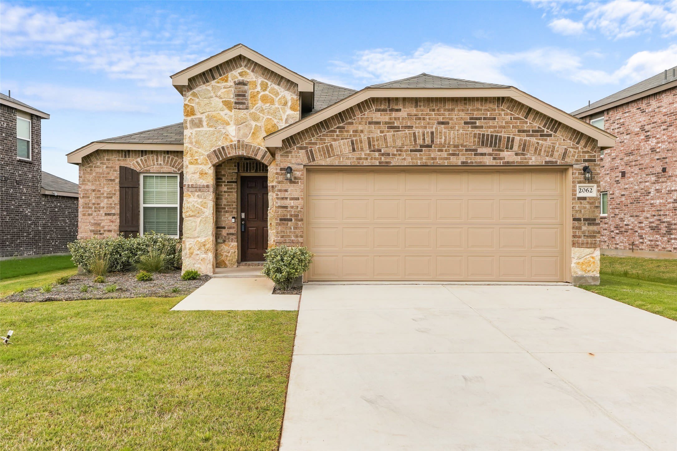 2062 Pleasant Knoll Circle – photo 3