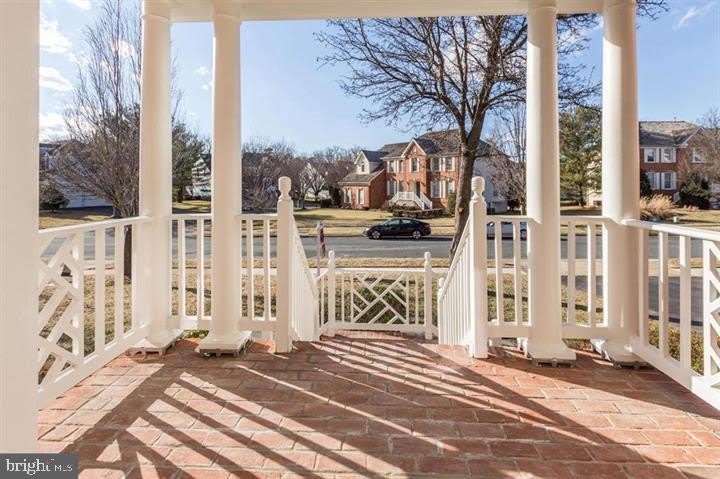 14213 FLORAL PARK DR – photo 2