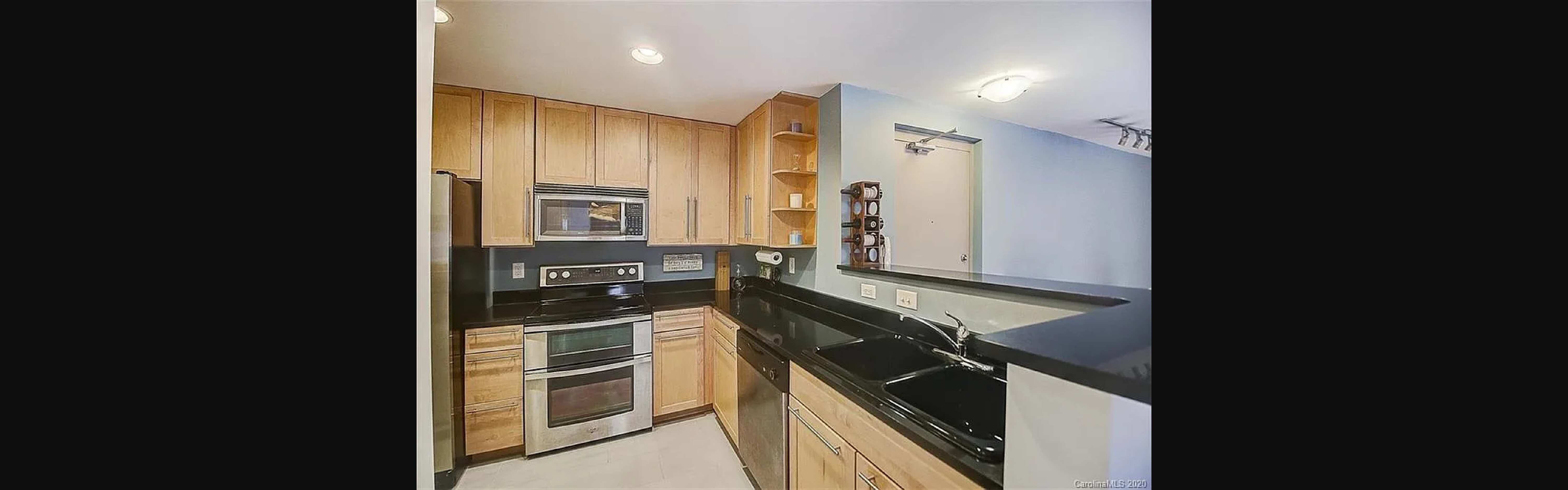 652 Raphael Place – photo 4