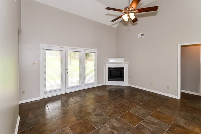 1327 Biloxi Street – photo 3