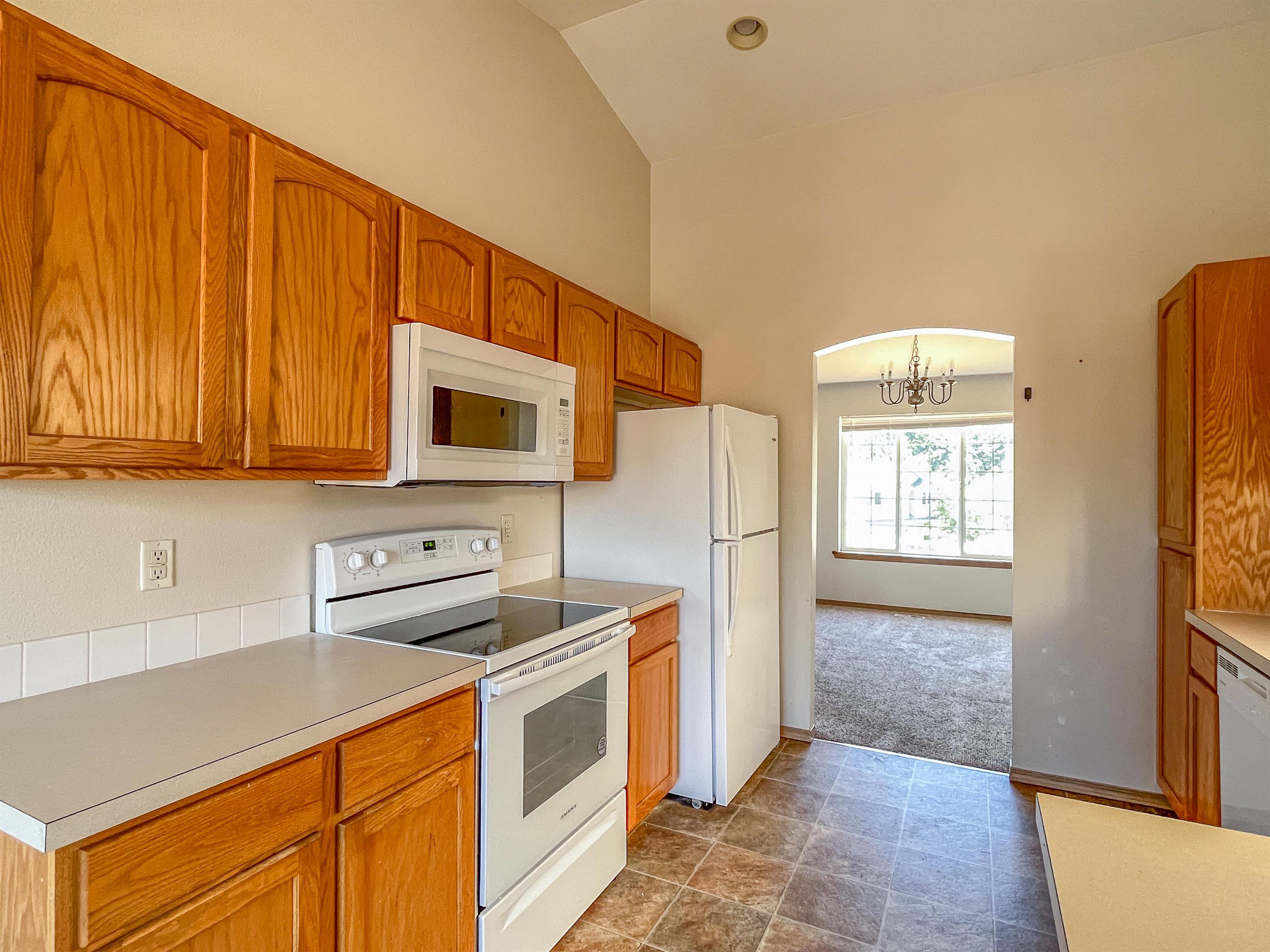 6721 135th Street East – photo 4