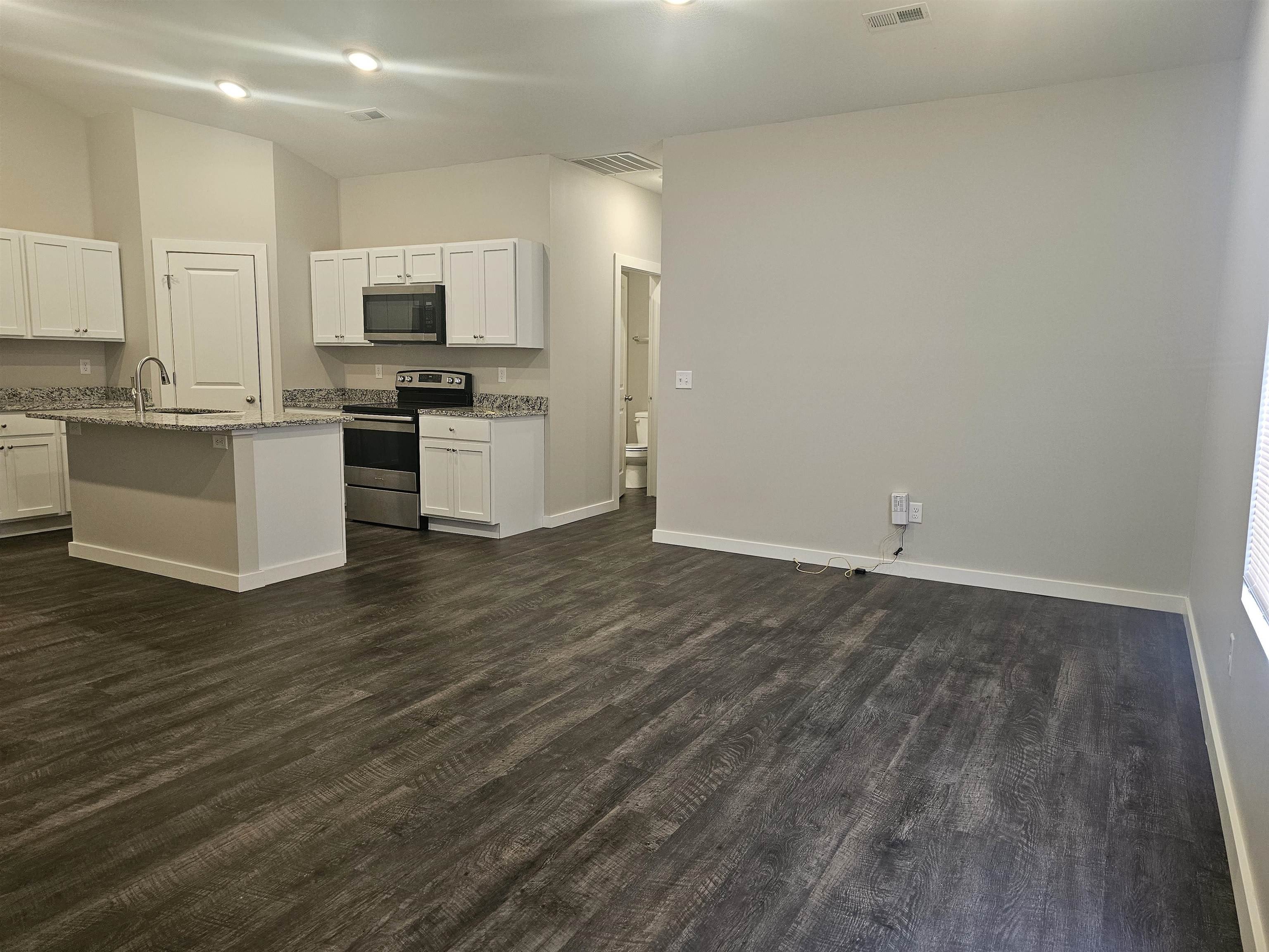 565 E Martens Ct – photo 3