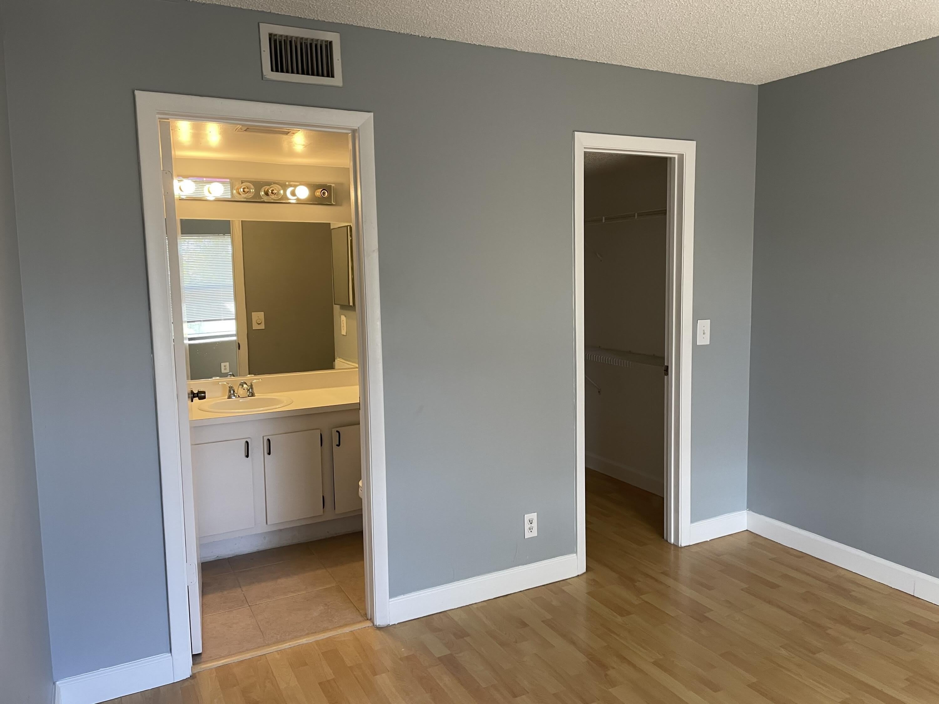 6832 Palmetto Circle S – photo 2