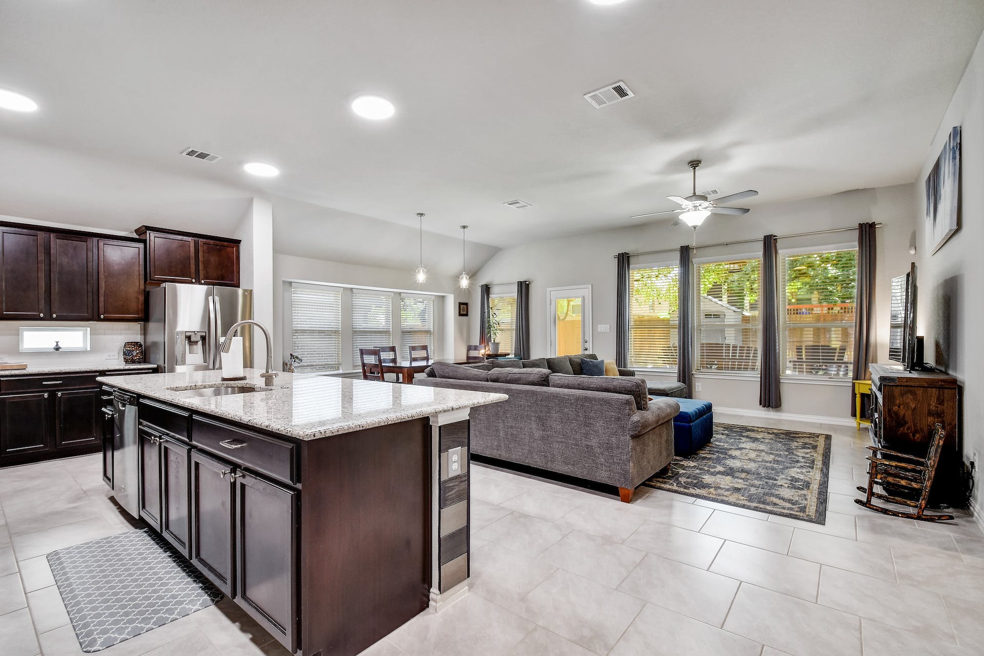 703 Decathlon St – photo 4