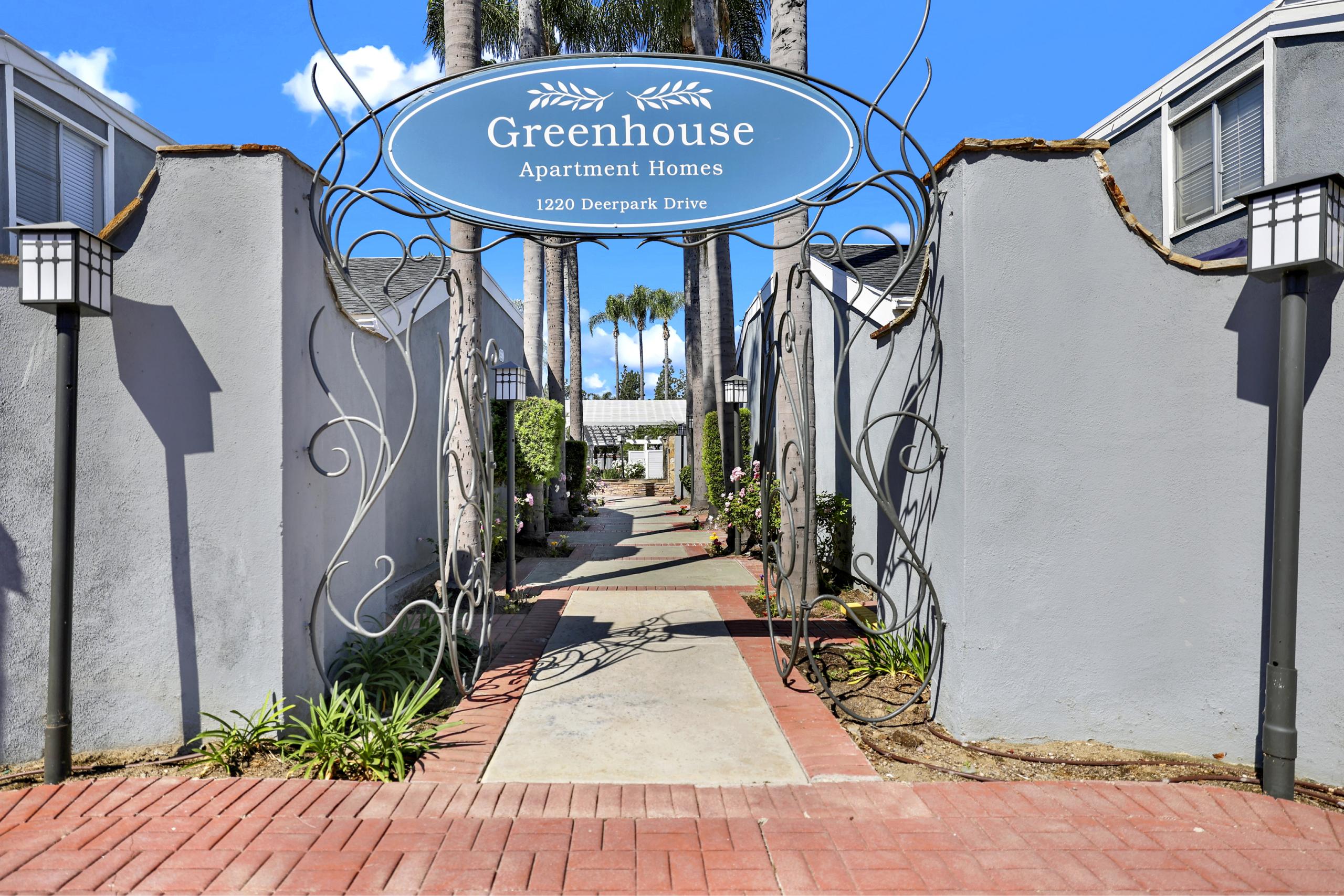 Greenhouse – photo 4