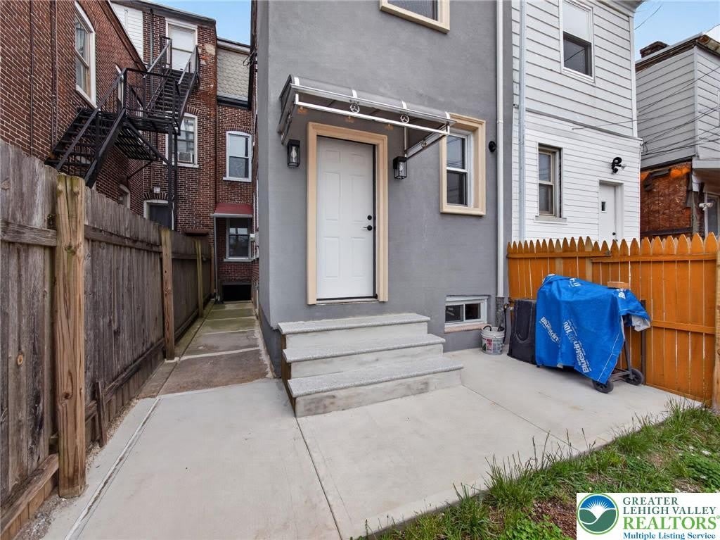 1341 W Chew Street – photo 4
