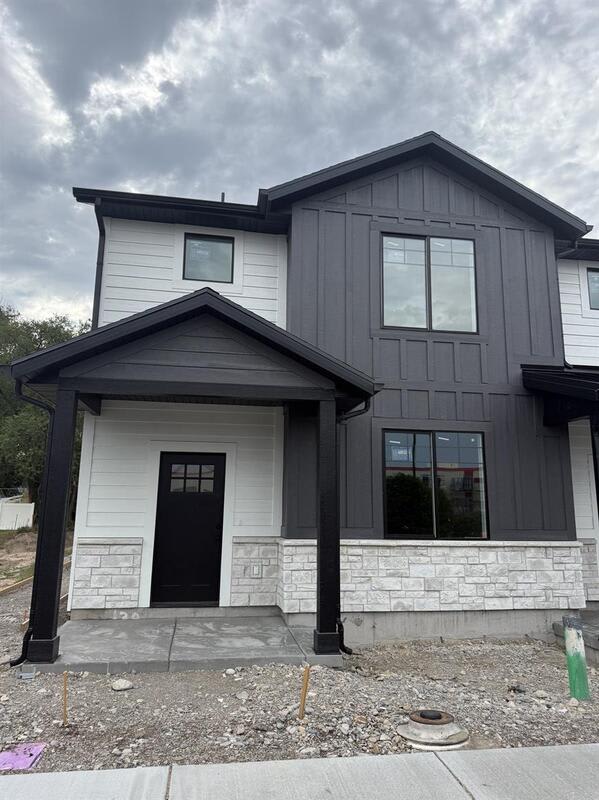 138 N 400 W – photo 1