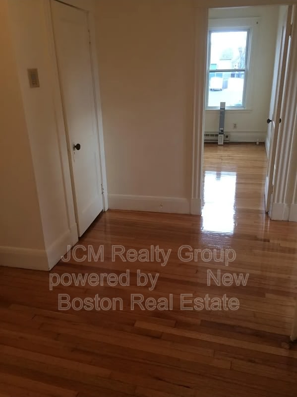 203 Lewis St – photo 5
