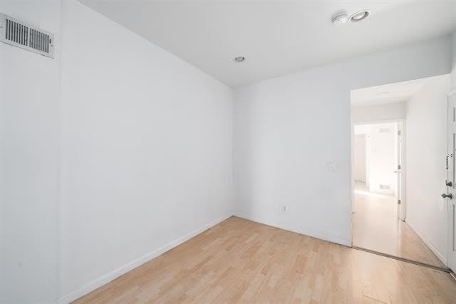 89 BOORAEM AVE – photo 4