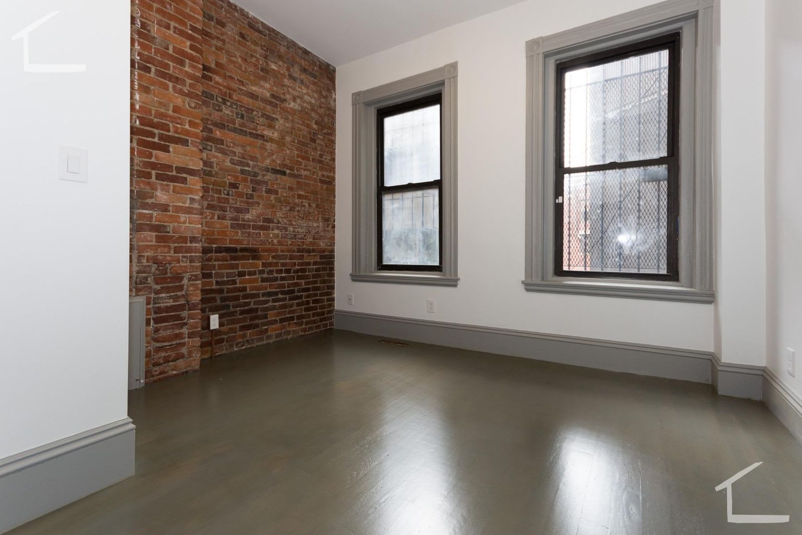 3 bed steps from Berklee – photo 2