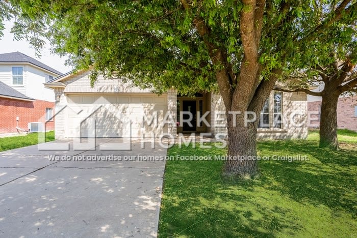 5101 Golden Gate Dr – photo 2