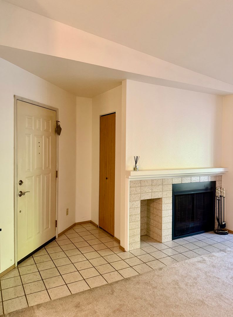 500 Off 1 Month S Rent 2 Bed 2 Bath Downtown Bellevue Condo 2 895 Month – photo 4