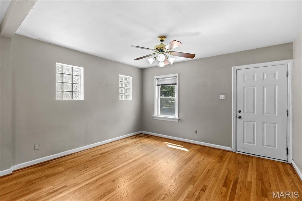 8921 Powell Avenue – photo 4