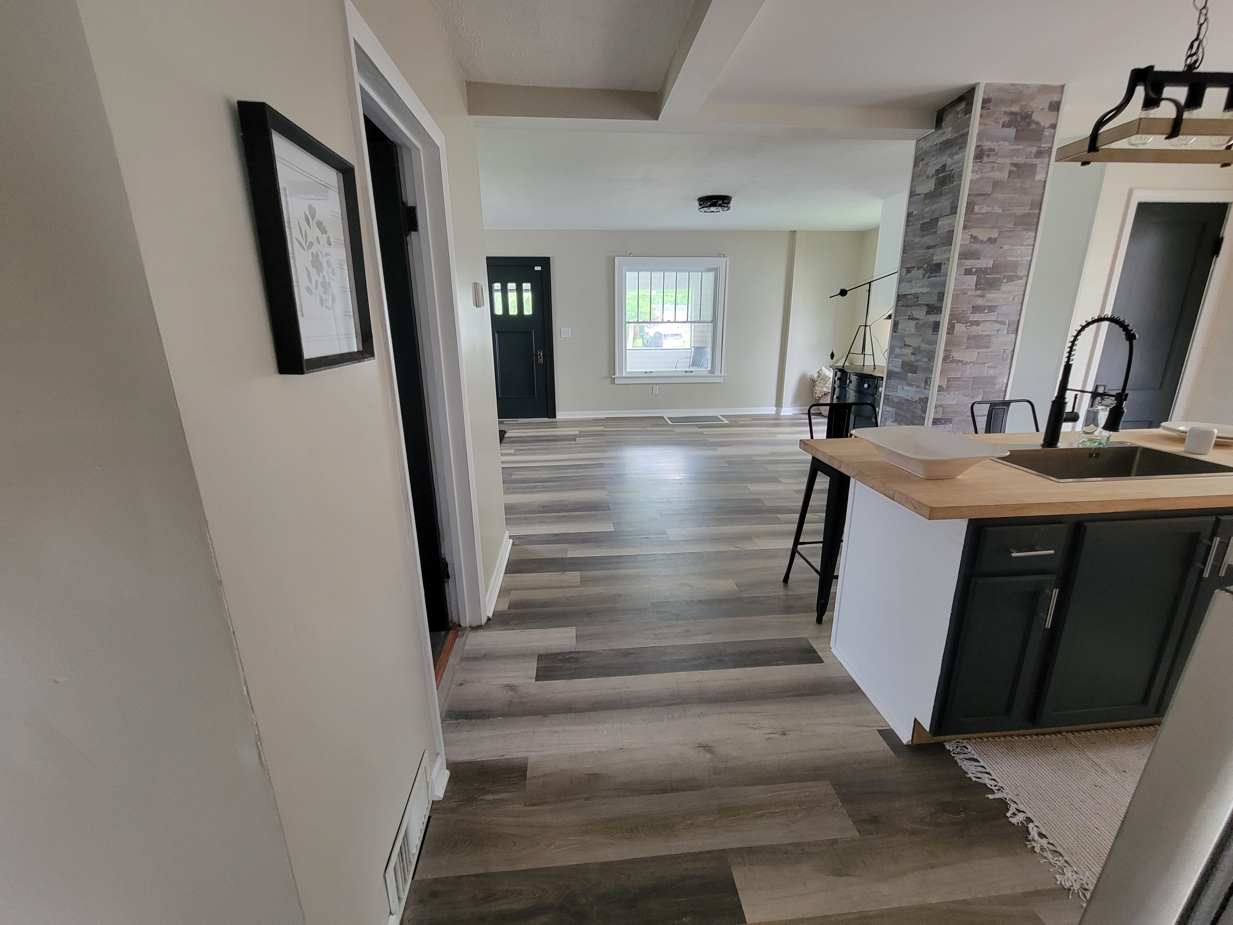 330 West Ashton Avenue – photo 2
